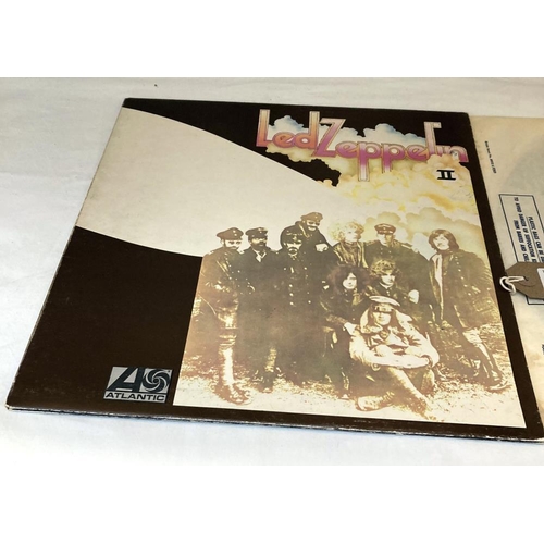 343 - Led Zeppelin, Plum Label. Vinyl vgood, Cover used