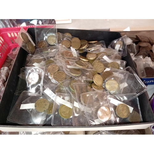 131 - A large quantity of coins, many Victorian penny's etc