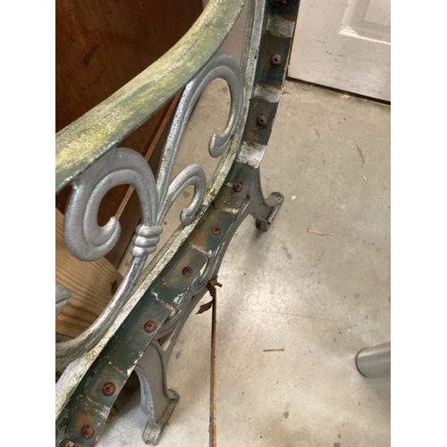 295 - A pair of heavy cast bench ends (no slats) COLLECT ONLY.