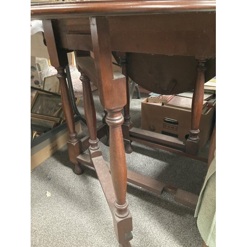 299 - A mahogany drop leaf table  75 x 35cm leaves 37cm each 109cm overall COLLECT ONLY