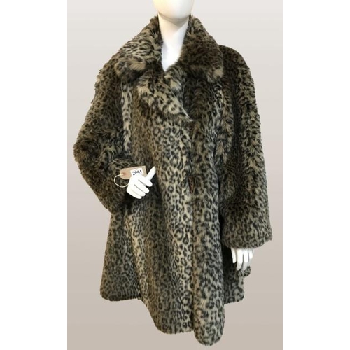 2061 - Wallis Faux Fur leopard print coat size 12