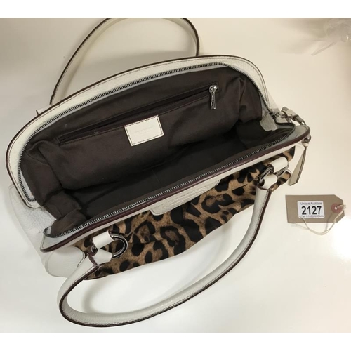 2127 - Beautiful handbag 
Cream and Leopard print