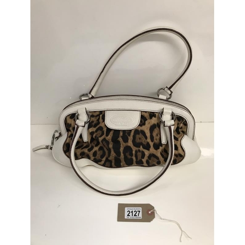 2127 - Beautiful handbag 
Cream and Leopard print