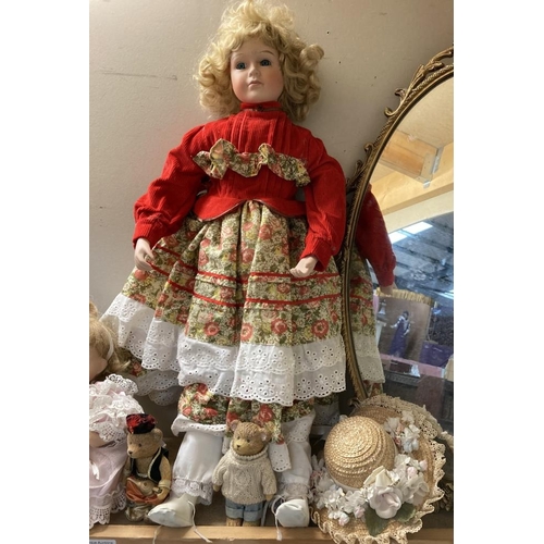 525 - A collection of mid 20th century dolls