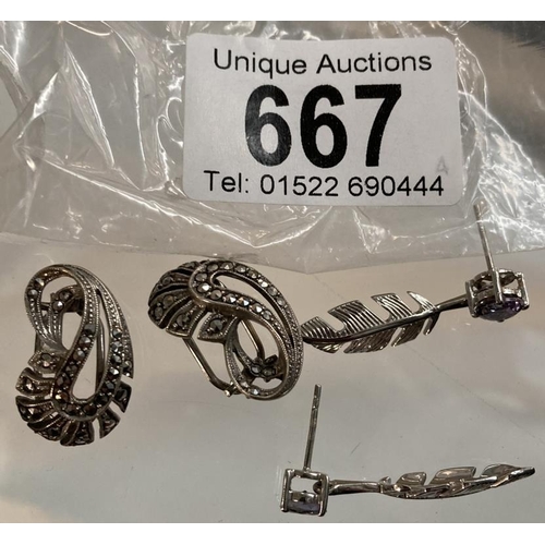 667 - 2 Pairs of silver earrings