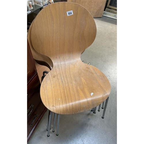 804 - A set of 6 Scandinavian style chairs