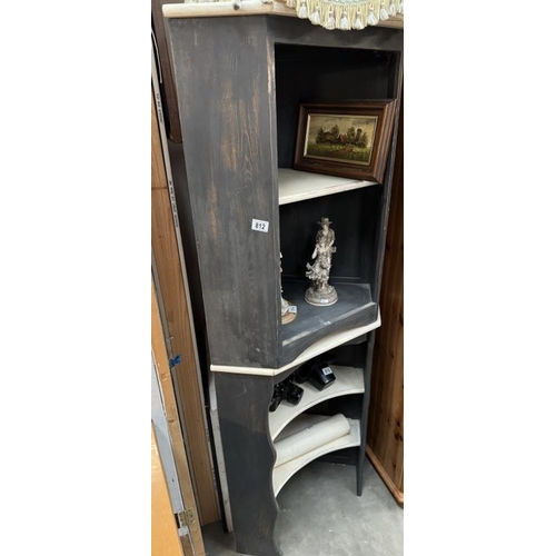 812 - A 2 piece wooden corner unit