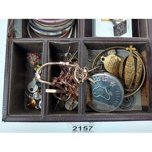 2157 - A quantity of costume jewellery & other miscellaneous items etc.