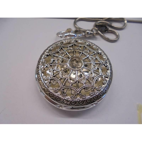 80 - Three good quality modern pocket watches.