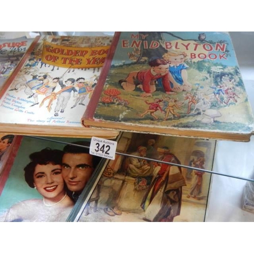 342 - A good lot of old Children's books including Enid Blyton.