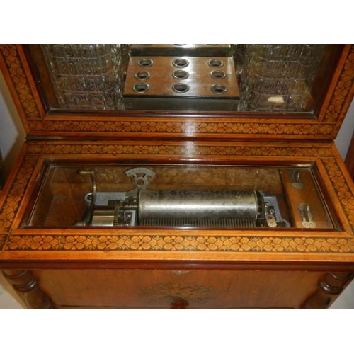 600 - The Victoria Commemorative Cabinet - A top quality Victorian music box incorporating drinks cabinet ... 