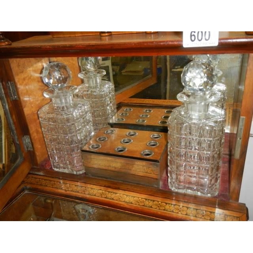 600 - The Victoria Commemorative Cabinet - A top quality Victorian music box incorporating drinks cabinet ... 