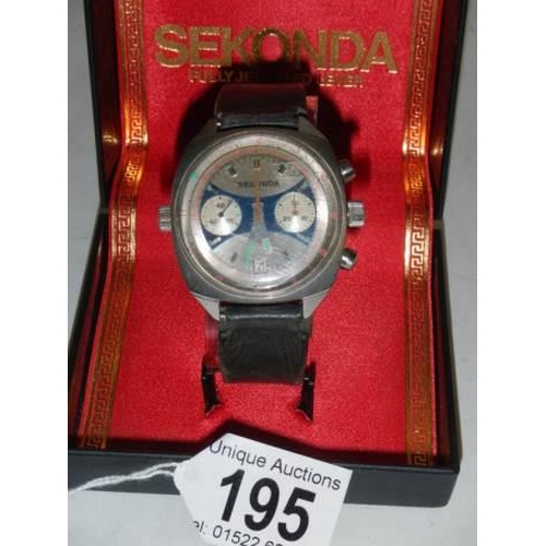 195 - A gent's Seconda wrist watch.