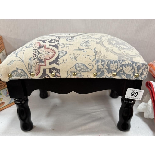 90 - A small footstool