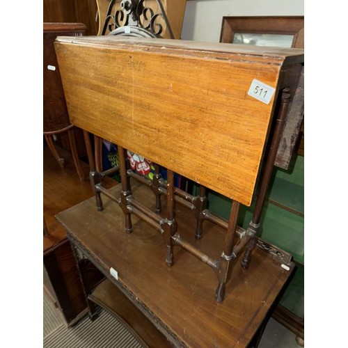 511 - A late Victorian mahogany eight leg drop leaf table, COLLECT ONLY.