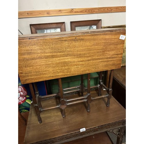 511 - A late Victorian mahogany eight leg drop leaf table, COLLECT ONLY.