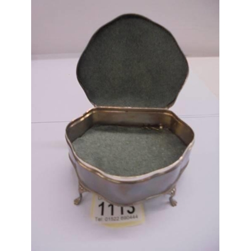 1113 - An early 20th century silver trinket box.