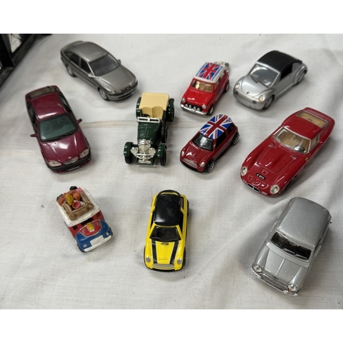 70 - A box of loose mixed diecast including Mini's