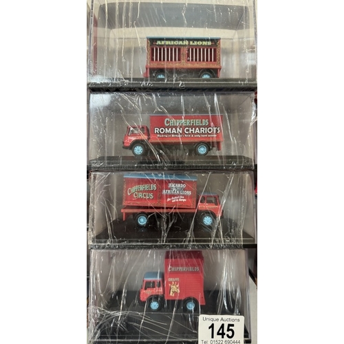 145 - 24 Oxford Diecast Chipperfields circus models