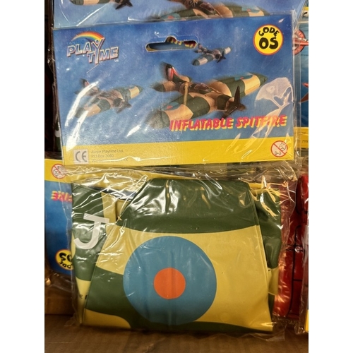 426 - A quantity of aeroplane kits & inflatable planes