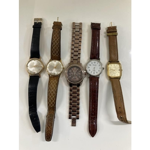 1063 - A good collection of watches and vintage watches including Perona & Oriosa