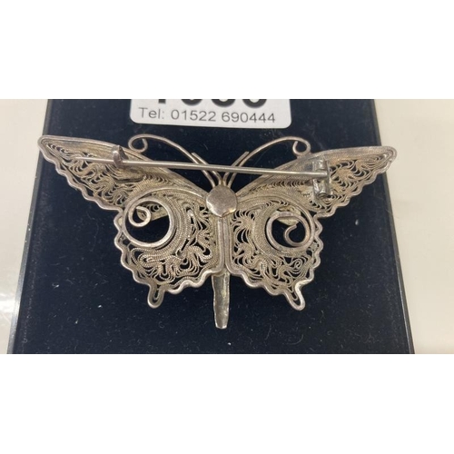 1083 - A Filigree worked silver butterfly brooch