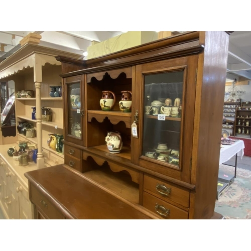 1501 - A good late Victorian mahogany two door dresser