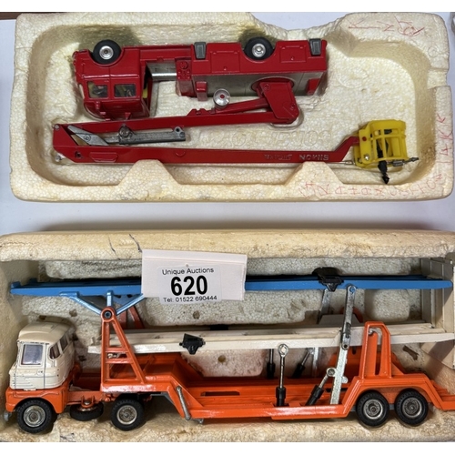 620 - Corgi Major tri-deck transporter and 1127 simon snorkel fire engine