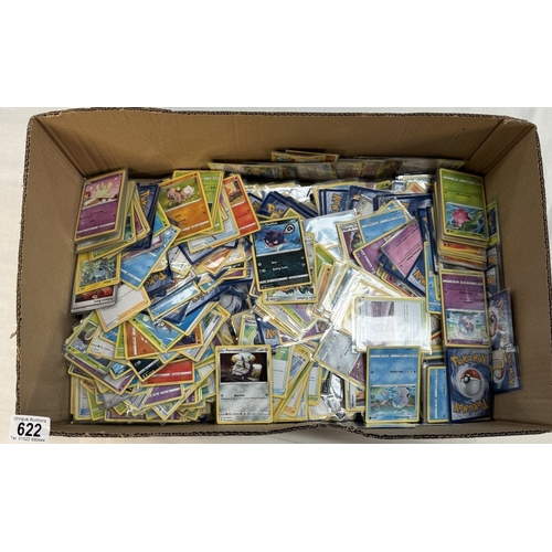 622 - A large quantity of well over 1200 Pokemon cards, 3760g in weight