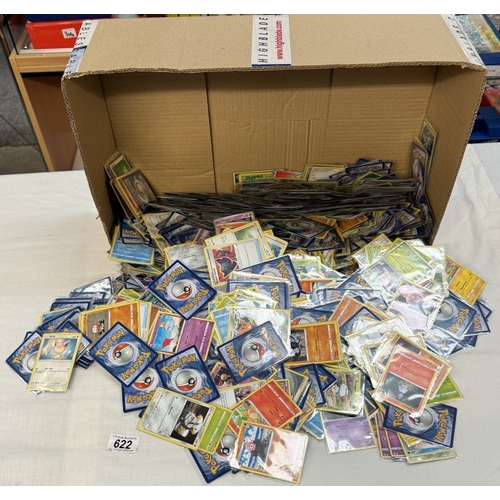 622 - A large quantity of well over 1200 Pokemon cards, 3760g in weight