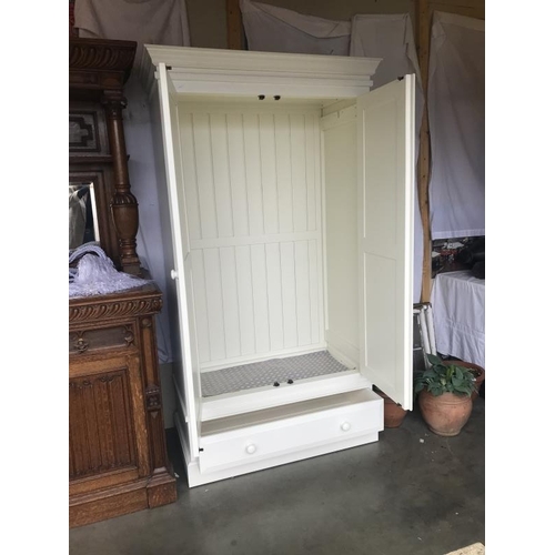 1700 - A white finished pine wardrobe