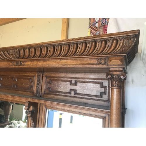 1701 - A superb quality early 20th century oak mirror backed sideboard