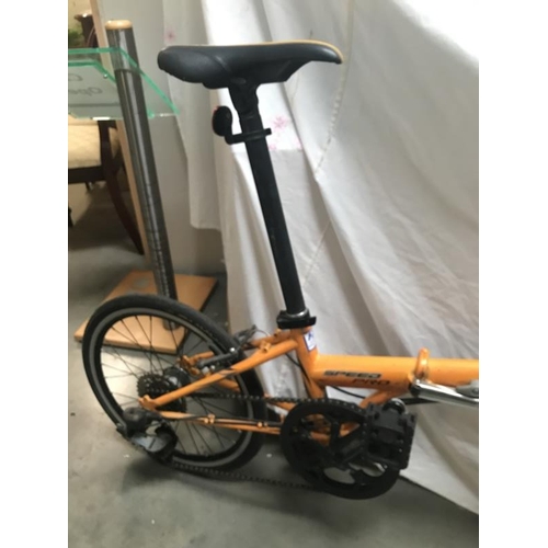 1702 - A Rahon speed pro folding bike