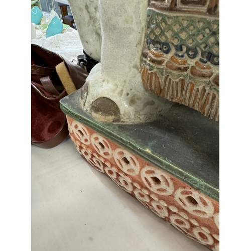 1498 - A late 19th/early 20th century ceramic elephant garden seat/pot stand