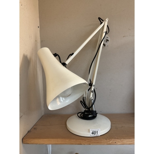 401 - An unbranded anglepoise lamp