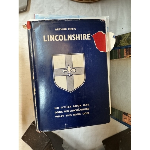 422 - A quantity of Lincoln related books including Kellys 1952, 1969 & 1972