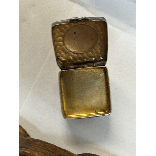 502 - A 19th century silver patch box.