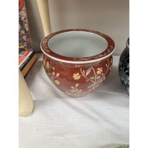 456 - 2 Oriental style plant pots