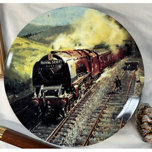 535 - A quantity of Wedgwood Royal Mail famous trains collections and a Swindon works GWR plate 843 - 1993