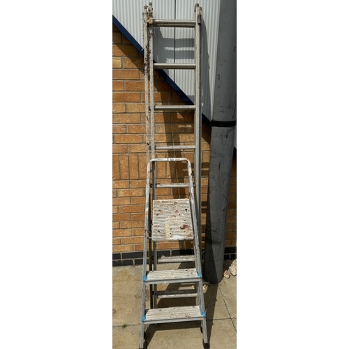 543 - 2 Aluminium step ladders