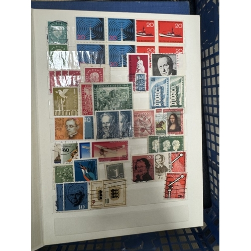 658 - A box of worldwide stamps