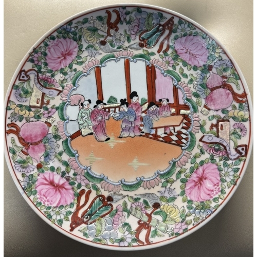 687 - 2 Chinese plates