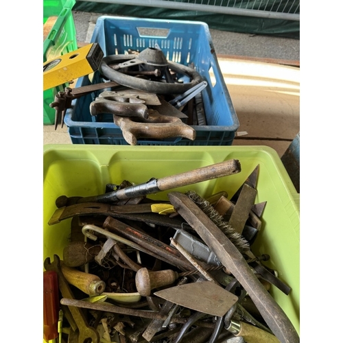 612 - 7 Boxes of good quality tools