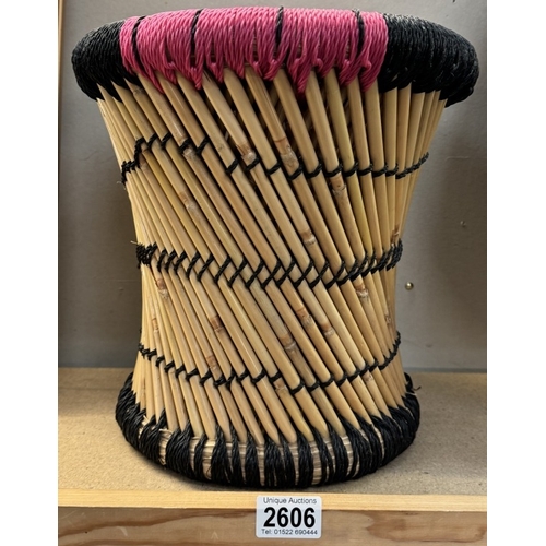 2606 - A decorative wicker stool