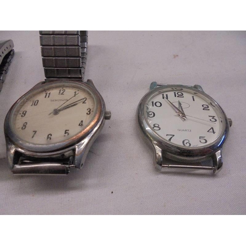 1102 - A quantity of vintage wrist watches, sold as seen.