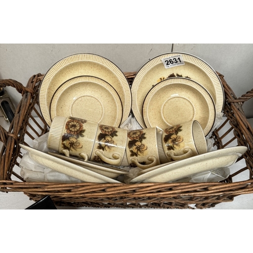 2631 - A 16 piece vintage Poole Thistlewood tea set in wicker basket