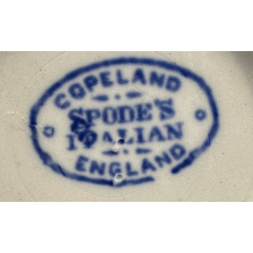 2652 - A Copeland Spode Italian blue & white trio and leaf pattern fruit bowl