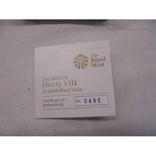 1139 - A cased 2009 Henry VIII £5 gold proof coin, 22 carat, 39.94 grams.