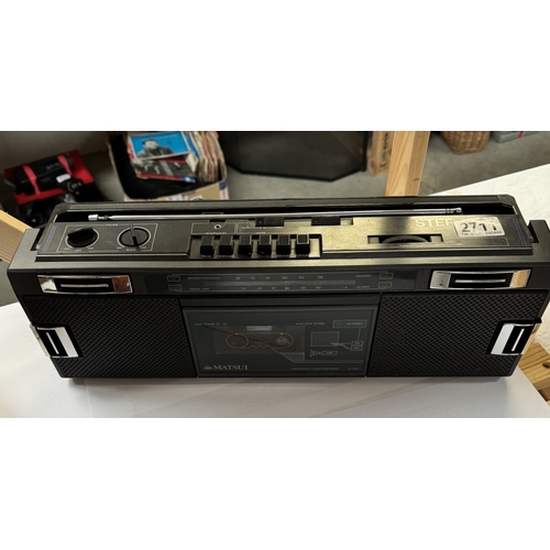 2711 - A retro Matsui SX5100 ghetto blaster radio cassette (Radio works, cassette possibly needs new belts)