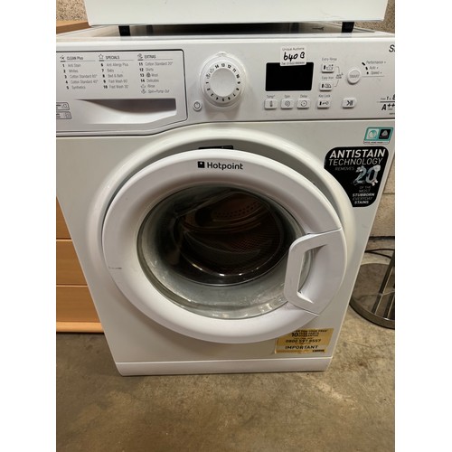 640B - A Hotpoint Smart Tech 8kg washing machine